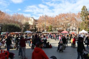 Fira mercat d’Artesania i Alimentació a Argentona foto