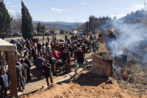Festa de loli de ginebre a riba roja debre foto 1 1