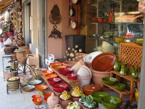 Fira dartesania i la ceramica a la bisbal foto 1