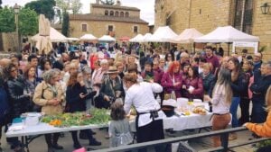 Fira de les herbes a peratallada foto 1