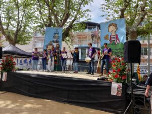 Fira del llibre i la rosa a calella foto 1
