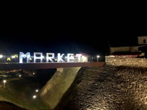 Market castell de palol de revardit foto 1 min