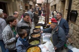 Mercadal de tora foto 4
