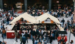 Van van market 1