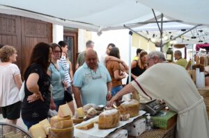 Mercat romà a roda de berà foto 3 min