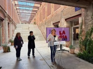 Fira la diversa terrassa foto 3