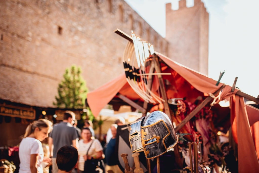 Benvinguts a Fires Catalanes fira medieval