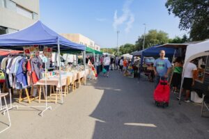 Mercat de segona mà a Llagostera foto