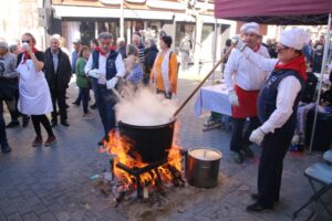 Trobada descudelles ranxos i sopes historiques de catalunya foto