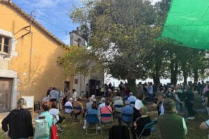 Aplec del remei a cassa de la selva foto